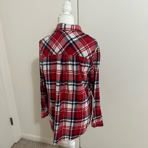 Gap women’s red and white holiday/ fall winter plaid flannel shirt Sz M - Picture 4 of 7